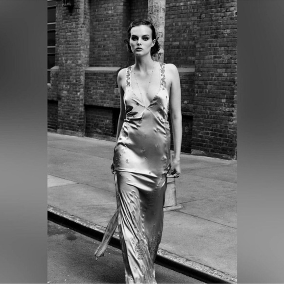 Zara Women’s Satin Dress with Embroidery Limited Edition Size XS NWT Pearl Grey - Picture 5 of 12